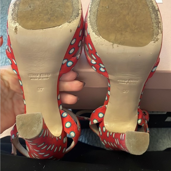 Beautiful pink miu miu heels . - Picture 3 of 4